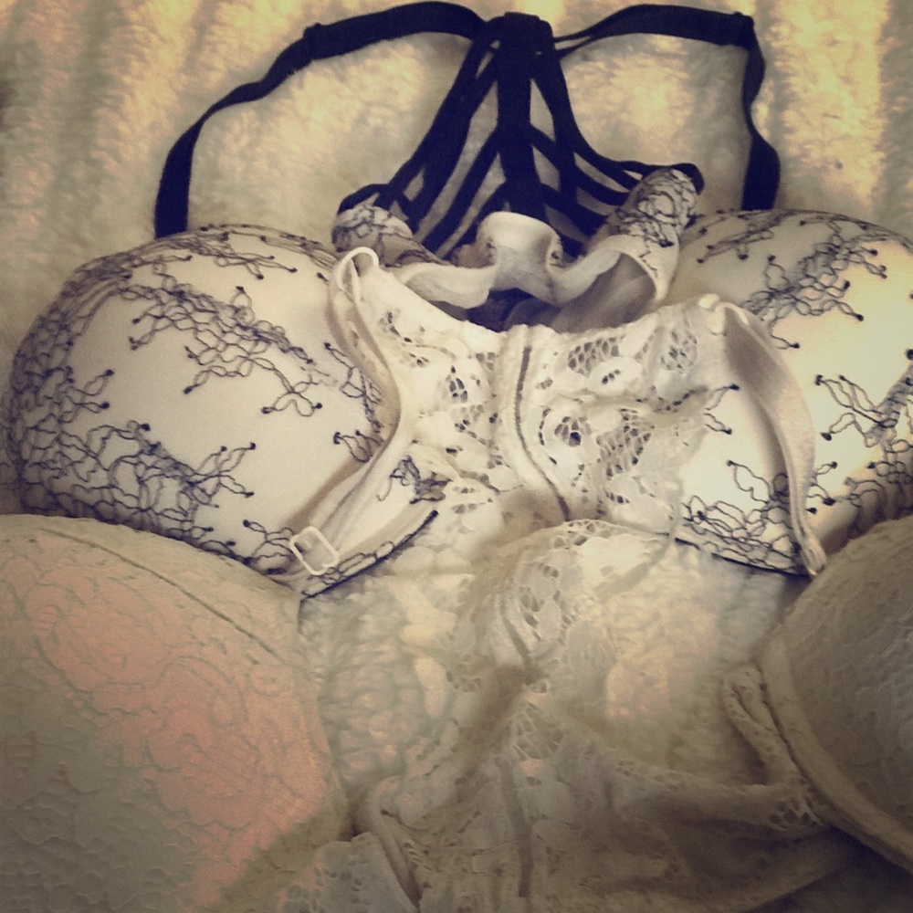 Victoria secret bra lot